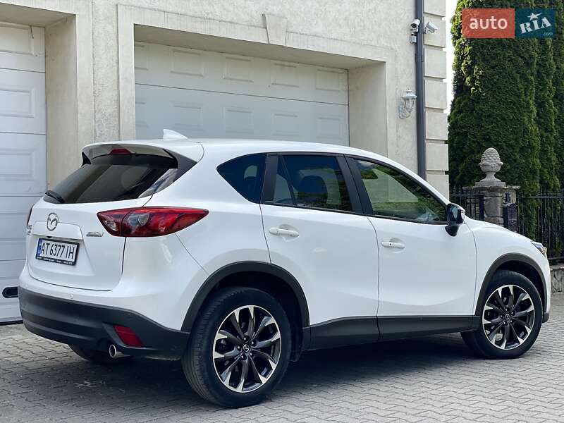 Внедорожник / Кроссовер Mazda CX-5 2015 в Надворной