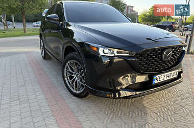 Позашляховик / Кросовер Mazda CX-5 2024 в 