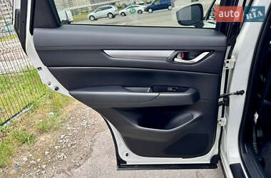 Позашляховик / Кросовер Mazda CX-5 2021 в 