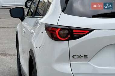 Позашляховик / Кросовер Mazda CX-5 2021 в 