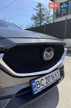 Внедорожник / Кроссовер Mazda CX-5 2017 в 