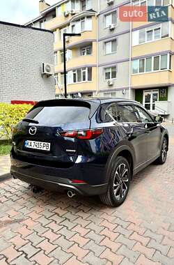 Позашляховик / Кросовер Mazda CX-5 2022 в 