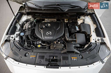 Внедорожник / Кроссовер Mazda CX-5 2017 в 