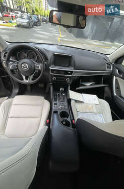 Позашляховик / Кросовер Mazda CX-5 2017 в 