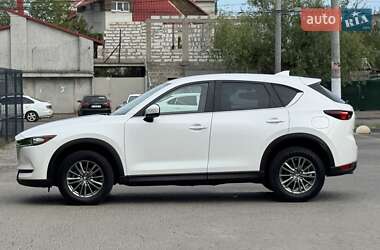 Позашляховик / Кросовер Mazda CX-5 2017 в 