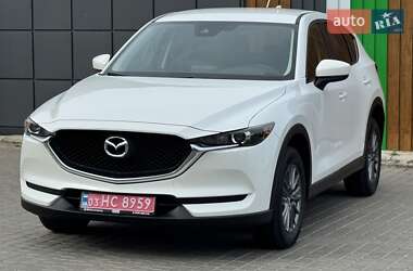 Позашляховик / Кросовер Mazda CX-5 2017 в 