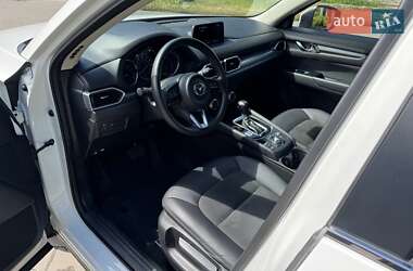 Позашляховик / Кросовер Mazda CX-5 2017 в 