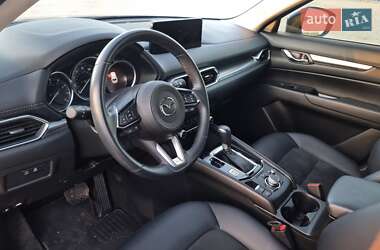 Позашляховик / Кросовер Mazda CX-5 2020 в 