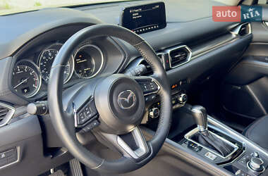 Позашляховик / Кросовер Mazda CX-5 2018 в 