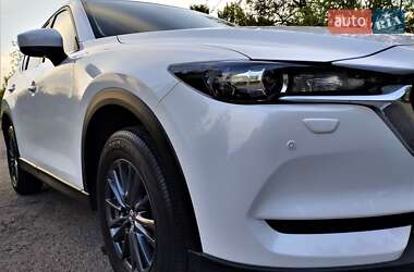 Позашляховик / Кросовер Mazda CX-5 2020 в 