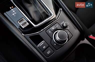 Позашляховик / Кросовер Mazda CX-5 2020 в 