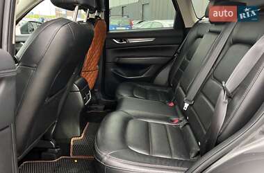 Позашляховик / Кросовер Mazda CX-5 2017 в 