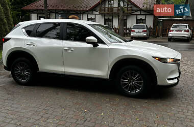 Позашляховик / Кросовер Mazda CX-5 2020 в 