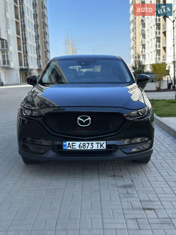 Внедорожник / Кроссовер Mazda CX-5 2017 в 