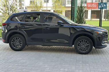 Внедорожник / Кроссовер Mazda CX-5 2017 в 