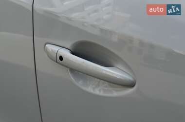 Позашляховик / Кросовер Mazda CX-5 2013 в 