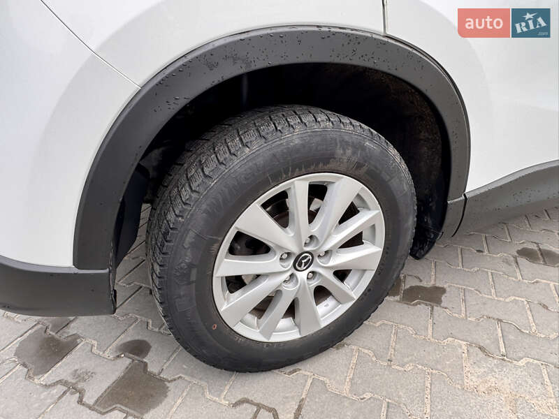 Внедорожник / Кроссовер Mazda CX-5 2015 в Луцке