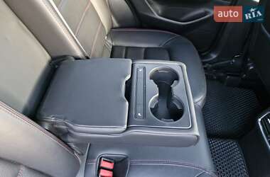 Позашляховик / Кросовер Mazda CX-5 2022 в 