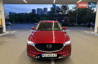 Позашляховик / Кросовер Mazda CX-5 2018 в 
