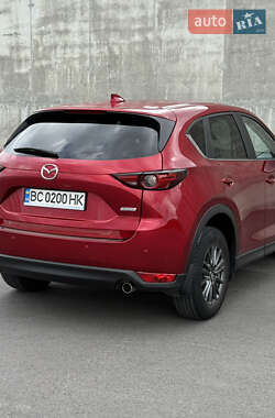 Внедорожник / Кроссовер Mazda CX-5 2018 в 