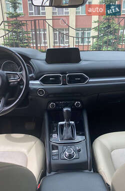 Внедорожник / Кроссовер Mazda CX-5 2018 в 