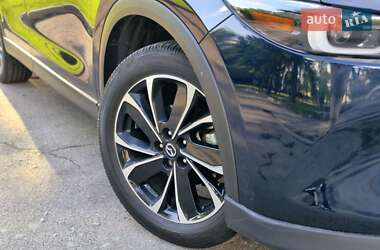 Позашляховик / Кросовер Mazda CX-5 2022 в 