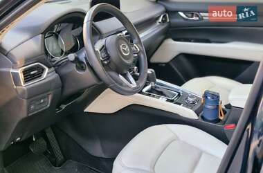 Позашляховик / Кросовер Mazda CX-5 2022 в 