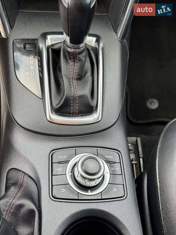Внедорожник / Кроссовер Mazda CX-5 2015 в Вознесенске