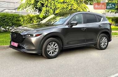 Позашляховик / Кросовер Mazda CX-5 2022 в 