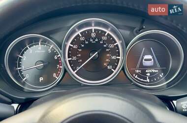 Позашляховик / Кросовер Mazda CX-5 2022 в 