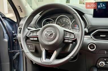 Позашляховик / Кросовер Mazda CX-5 2022 в 
