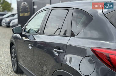 Позашляховик / Кросовер Mazda CX-5 2016 в 