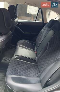Позашляховик / Кросовер Mazda CX-5 2014 в 