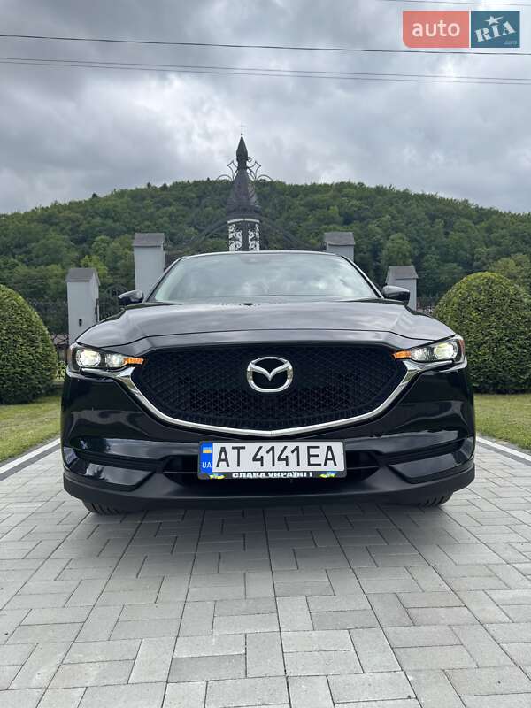 Позашляховик / Кросовер Mazda CX-5 2017 в Долині