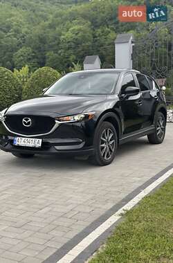 Позашляховик / Кросовер Mazda CX-5 2017 в 
