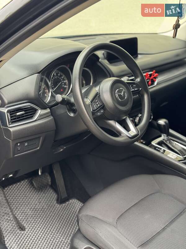 Позашляховик / Кросовер Mazda CX-5 2017 в Долині