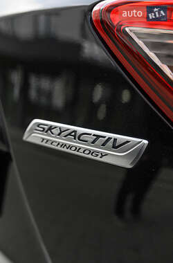 Внедорожник / Кроссовер Mazda CX-5 2012 в 