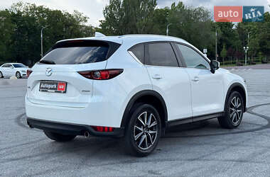 Внедорожник / Кроссовер Mazda CX-5 2017 в 
