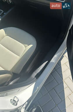 Позашляховик / Кросовер Mazda CX-5 2017 в 