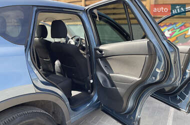 Позашляховик / Кросовер Mazda CX-5 2015 в 