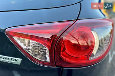 Позашляховик / Кросовер Mazda CX-5 2012 в 