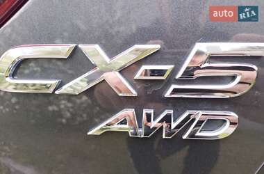 Позашляховик / Кросовер Mazda CX-5 2013 в 