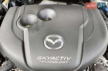 Позашляховик / Кросовер Mazda CX-5 2013 в 