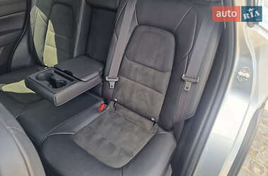 Внедорожник / Кроссовер Mazda CX-5 2018 в 