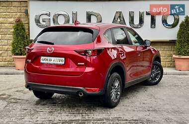 Позашляховик / Кросовер Mazda CX-5 2019 в 