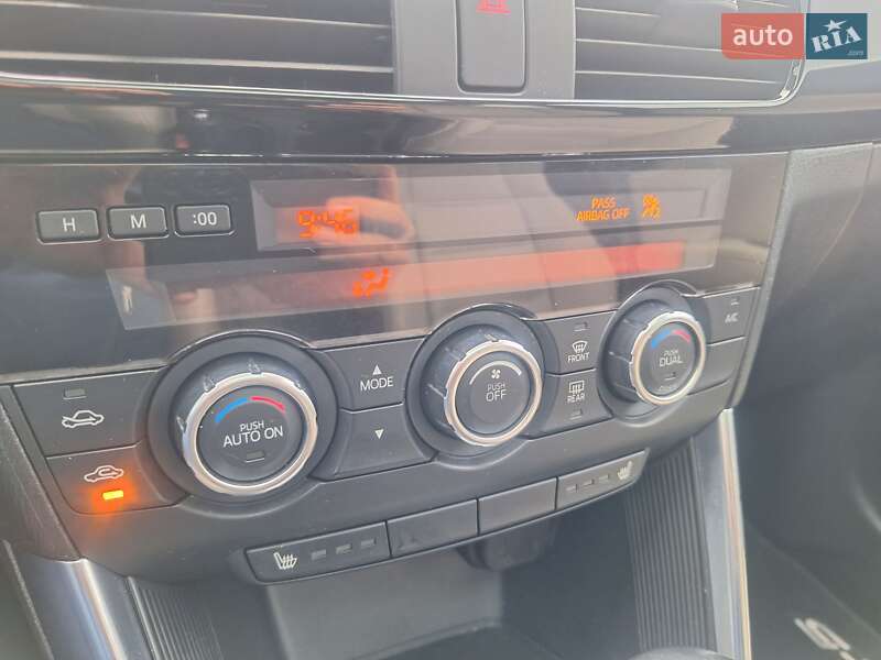 Внедорожник / Кроссовер Mazda CX-5 2015 в Киеве