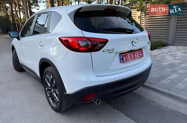Внедорожник / Кроссовер Mazda CX-5 2016 в 