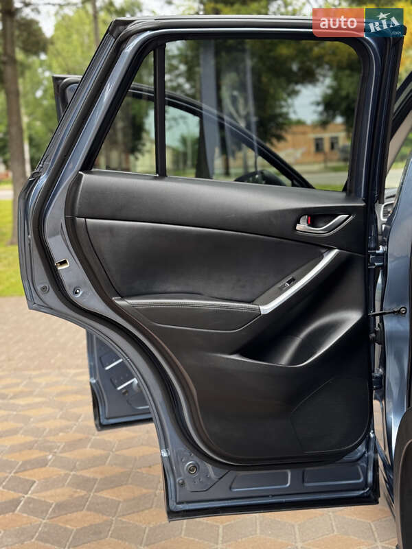 Позашляховик / Кросовер Mazda CX-5 2015 в Лубнах