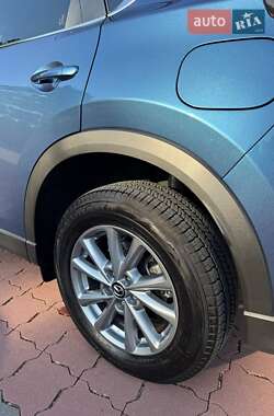 Позашляховик / Кросовер Mazda CX-5 2023 в 