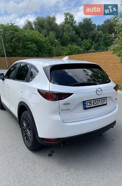 Позашляховик / Кросовер Mazda CX-5 2018 в 